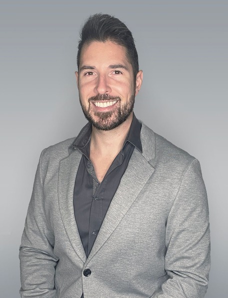 Alexandre Contreras Translator